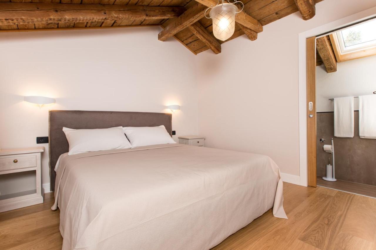Bed&Breakfast Villa Maria Laurana Esterno foto