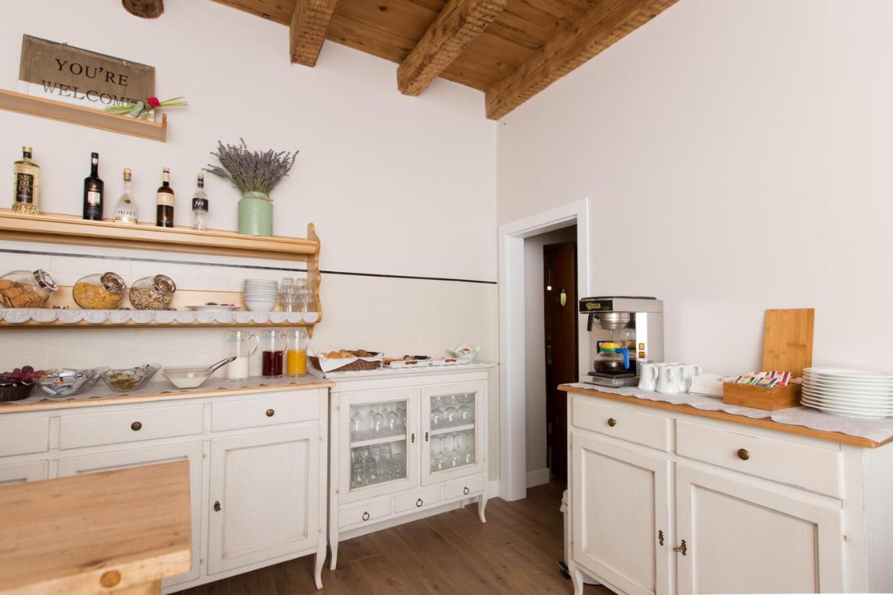 Bed&Breakfast Villa Maria Laurana Esterno foto