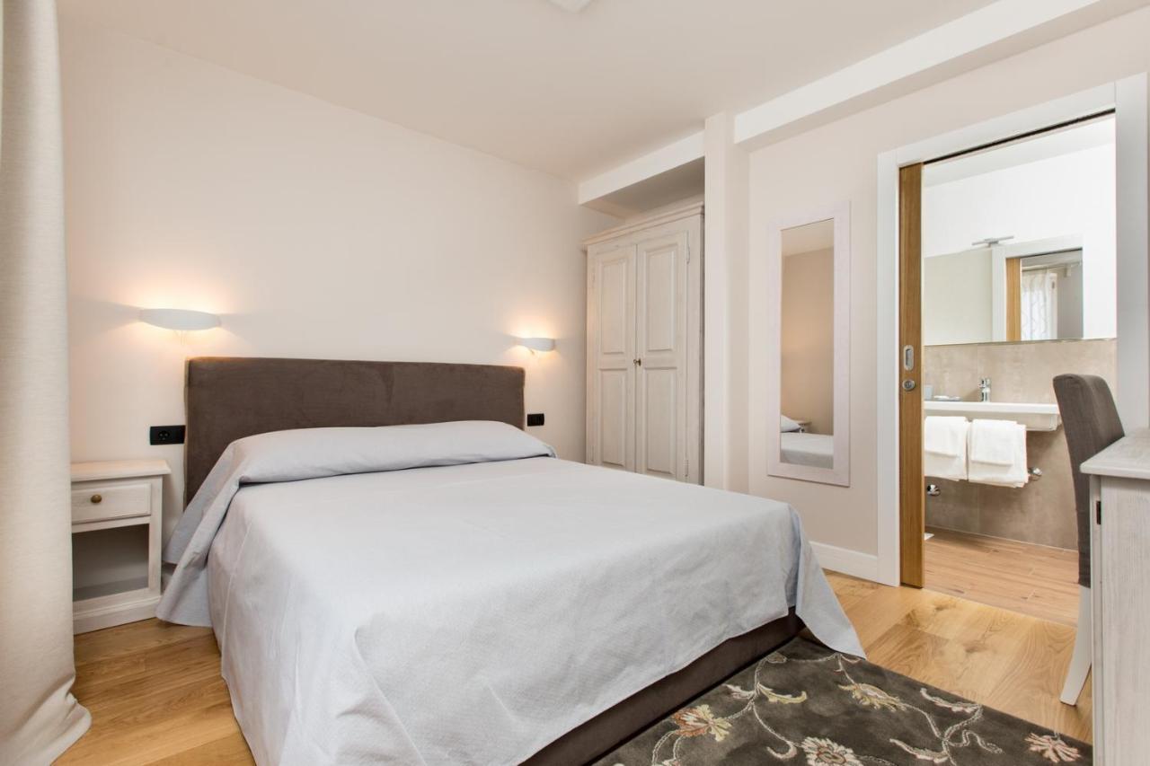 Bed&Breakfast Villa Maria Laurana Esterno foto