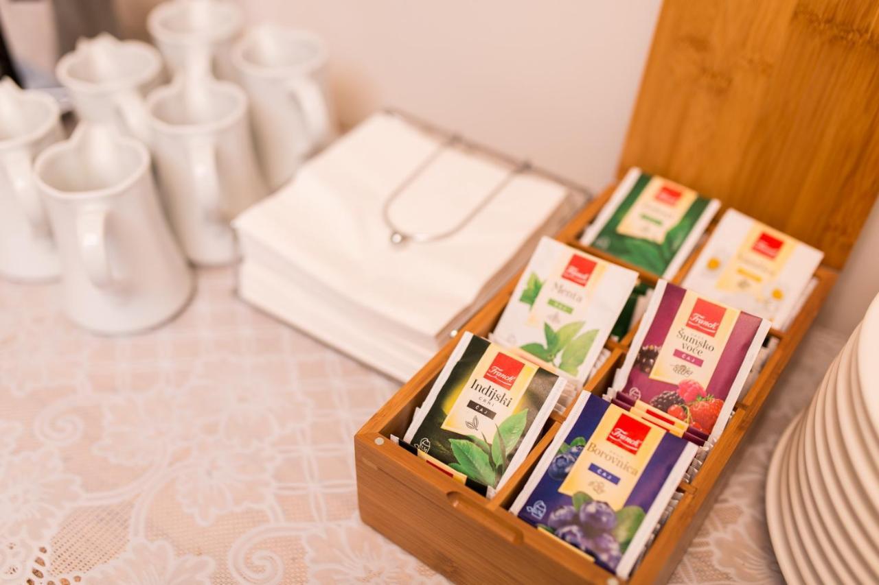 Bed&Breakfast Villa Maria Laurana Esterno foto